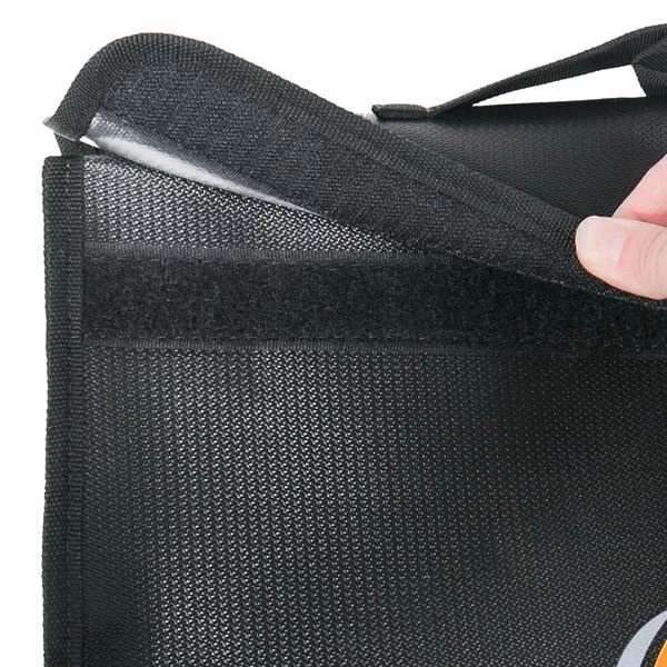 HMF Brandschutztasche Mit Klettverschluss DIN A4 Querformat 9 HMF Brandschutztasche Mit Klettverschluss DIN A4 Querformat – Bild 7