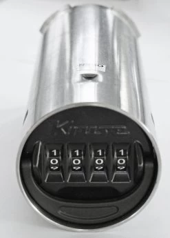 Rohrtresor Mit Zahlencode Für Zugangskarten In Kreditkartengröße